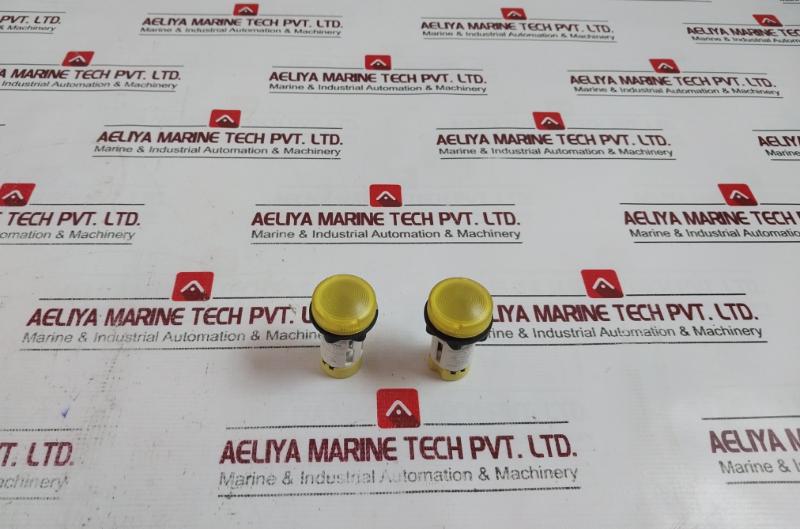 Siemens 3Sb5285-6Hd03 Yellow Indicator Light Compact, With Led 220/240Vac