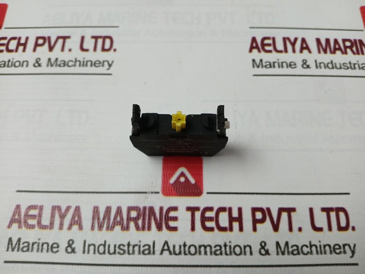 Siemens 3Sb5400-0A Contact Block Iec 60947-5-1