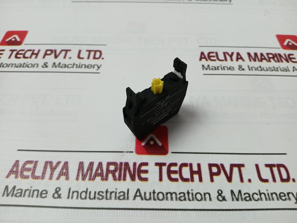 Siemens 3Sb5400-0A Contact Block Iec 60947-5-1