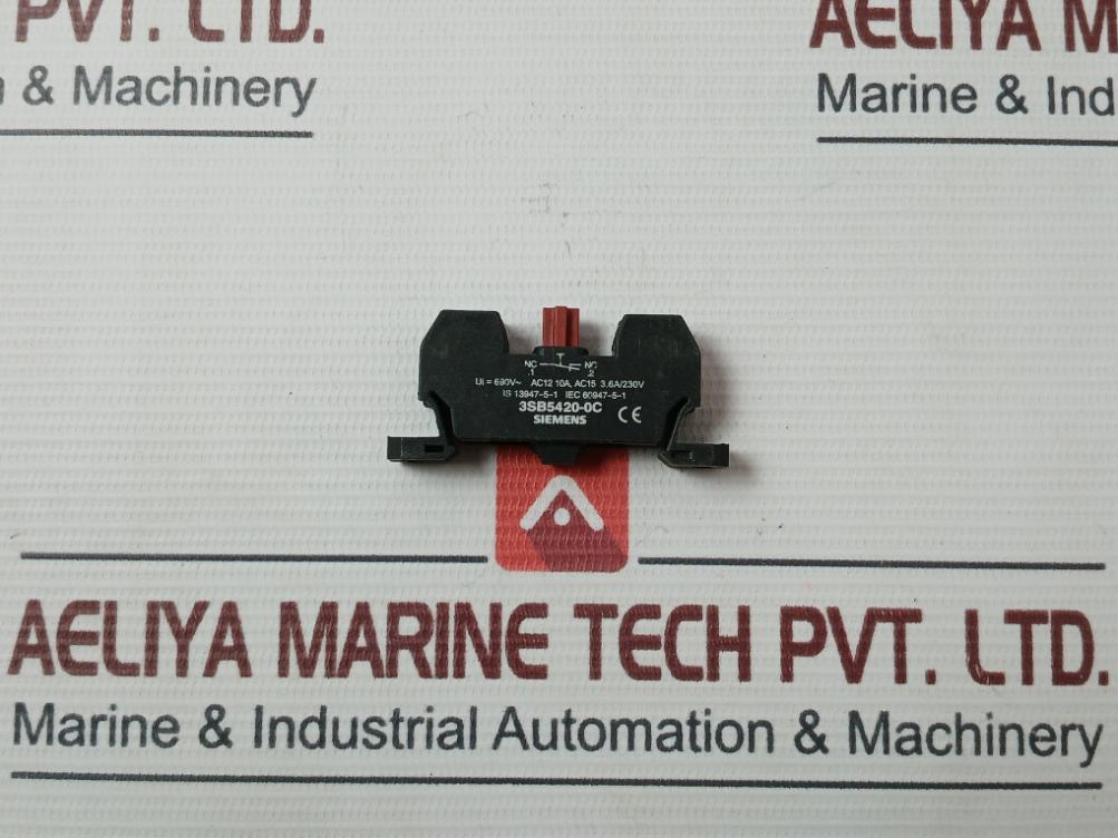 Lot Of 2X Siemens 3Sb5420-0C Push Buttons Contact Block 690V Ac Ac12 10A