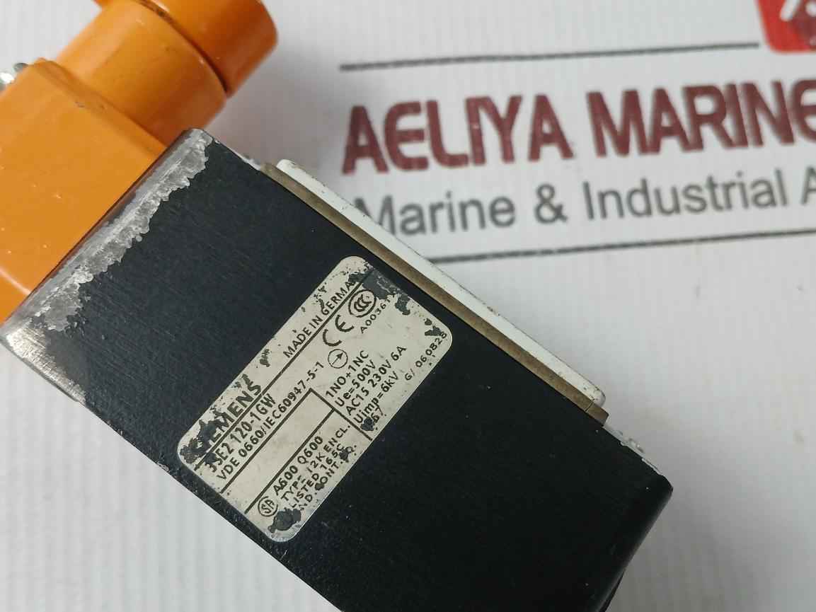 Siemens 3Se2 120-1Gw Limit Switch Ac15 230V 6A