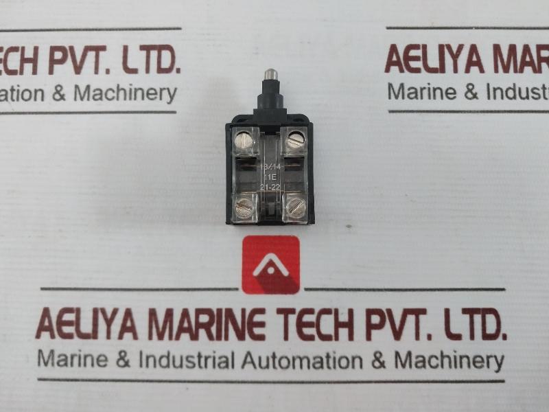 Siemens 3Se3 020-1A Position Switch 500V-ac12 10A, Ac15 6A/230V