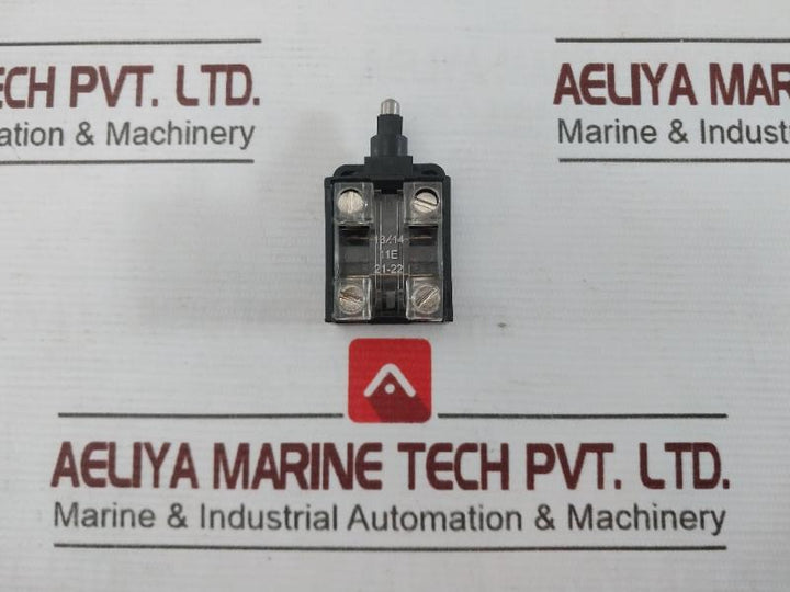 Siemens 3Se3 020-1A Position Switch 500V-ac12 10A, Ac15 6A/230V