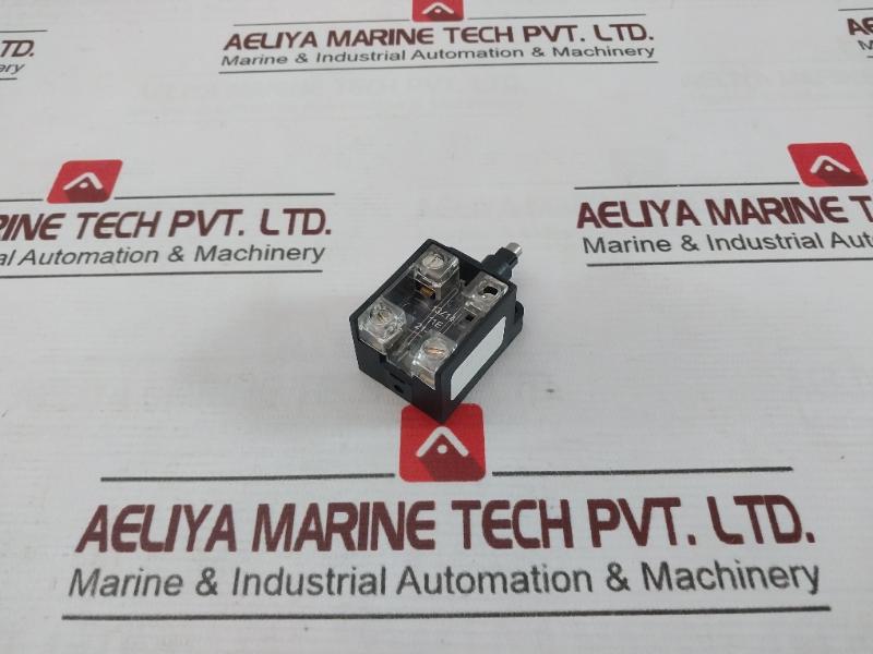 Siemens 3Se3 020-1A Position Switch 500V-ac12 10A, Ac15 6A/230V