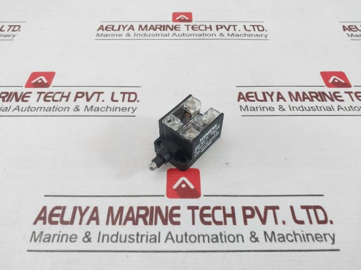 Siemens 3Se3 020-1A Position Switch 500V-ac12 10A, Ac15 6A/230V