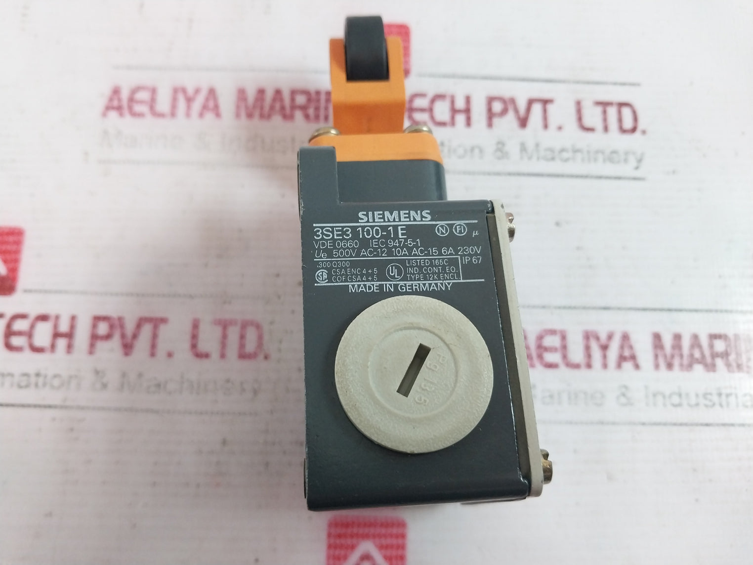Siemens 3Se3 100-1E Limit Position Switch Ac-15 6A At 230V