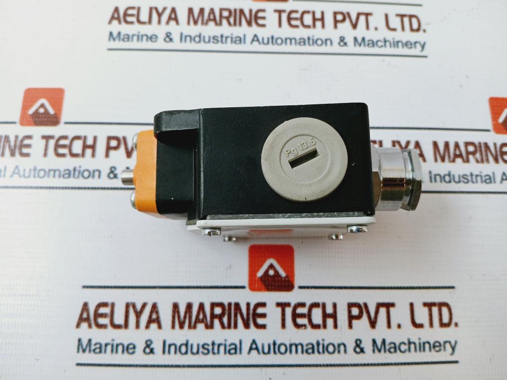 Siemens 3SE3 100-1E Limit Position Switch IP67