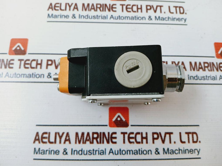Siemens 3SE3 100-1E Limit Position Switch IP67
