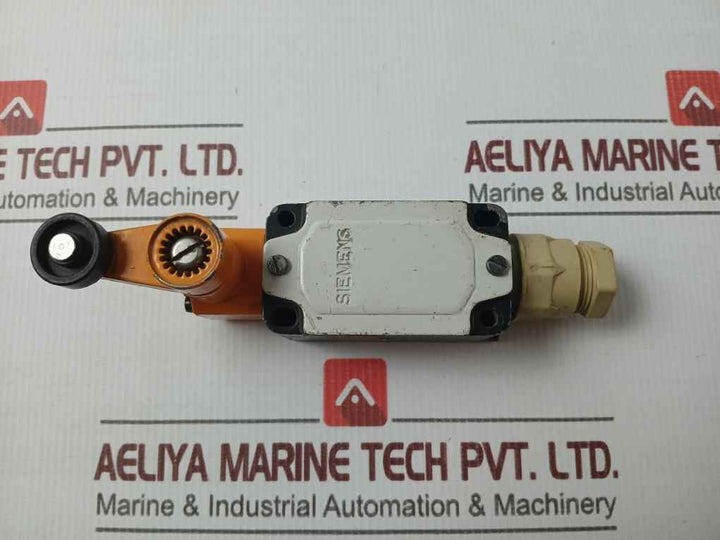 Siemens 3Se3120-1Gw Position Switch 500V Ac-12 10A