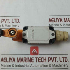 Siemens 3Se3120-1Gw Position Switch 500V Ac-12 10A