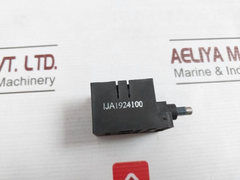 Siemens 3Se5250-0Bc05 Position Switch 3Se5250-0Bc05 Ac15 240V 6A