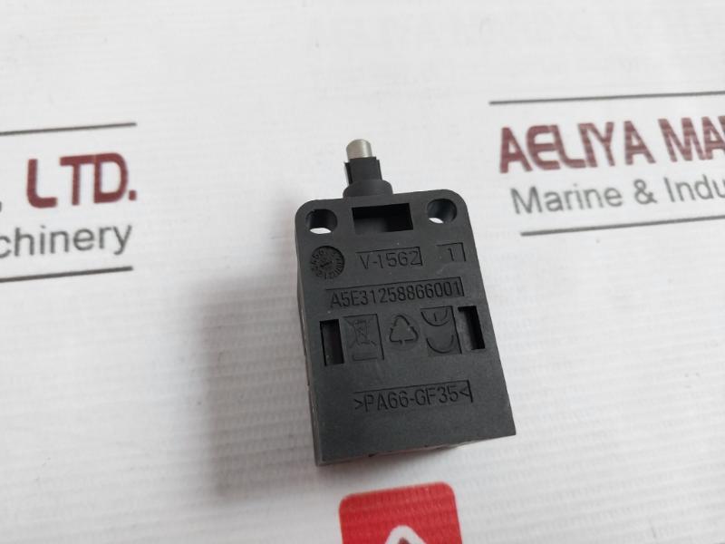 Siemens 3Se5250-0Bc05 Position Switch 3Se5250-0Bc05 Ac15 240V 6A