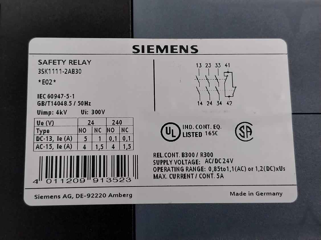 Siemens 3Sk1111-2Ab30 Safety Relay 50Hz-24V-5A