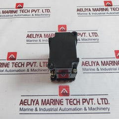 Siemens 3Ta6802-0A Contactor 183V/220V 50/60 Hz