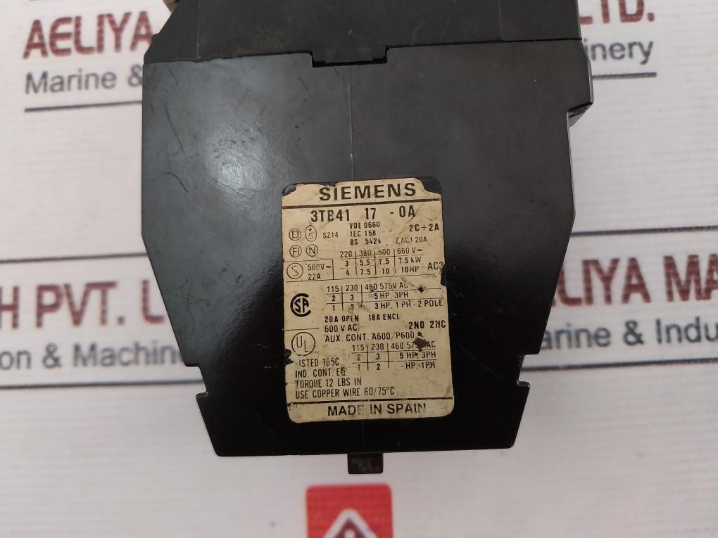 Siemens 3Tb41 17-0A Contactor 22A 500V