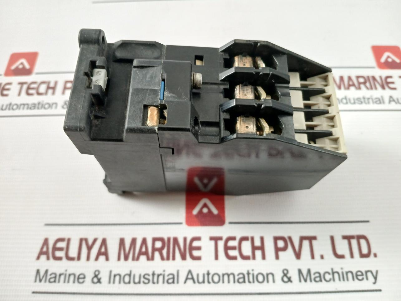 Siemens 3Tb43 17-0A Contactor 22E 35A 27A 600V Ac 220V 50Hz 264V 60Hz