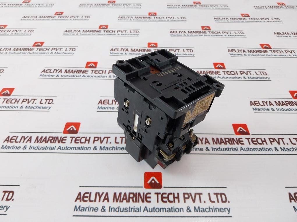 Siemens 3Tb44 17-0A Contactor 50A 660V~