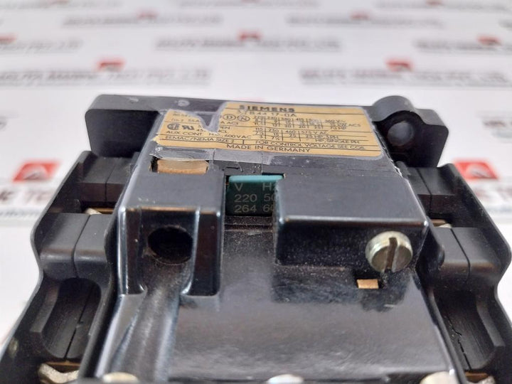 Siemens 3Tb44 17-0A Contactor 50A 660V~