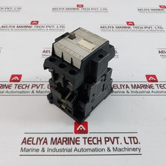 Siemens 3Tb44 17-0A Contactor Ie 45A
