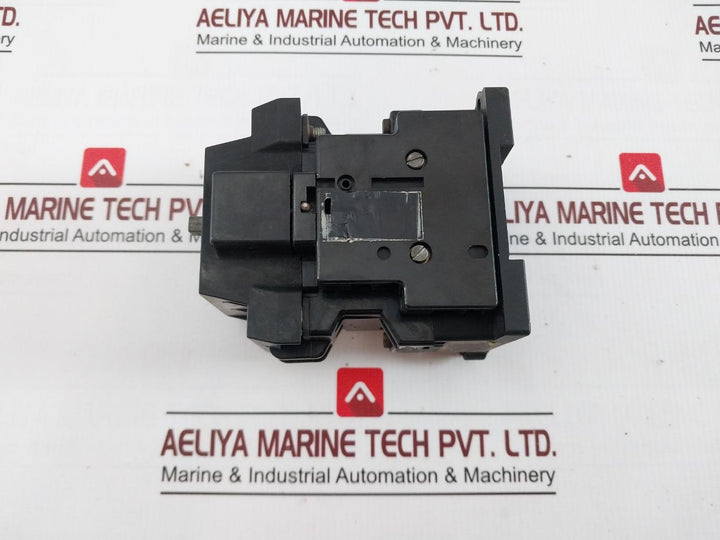 Siemens 3Tb44 17-0A Contactor Ie 45A