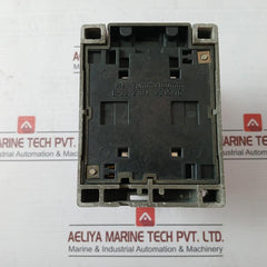 Siemens 3Tb46 17-0A 3-pole Motor Starter Contactor Vde 0660 Iec 158 600Vac 8A