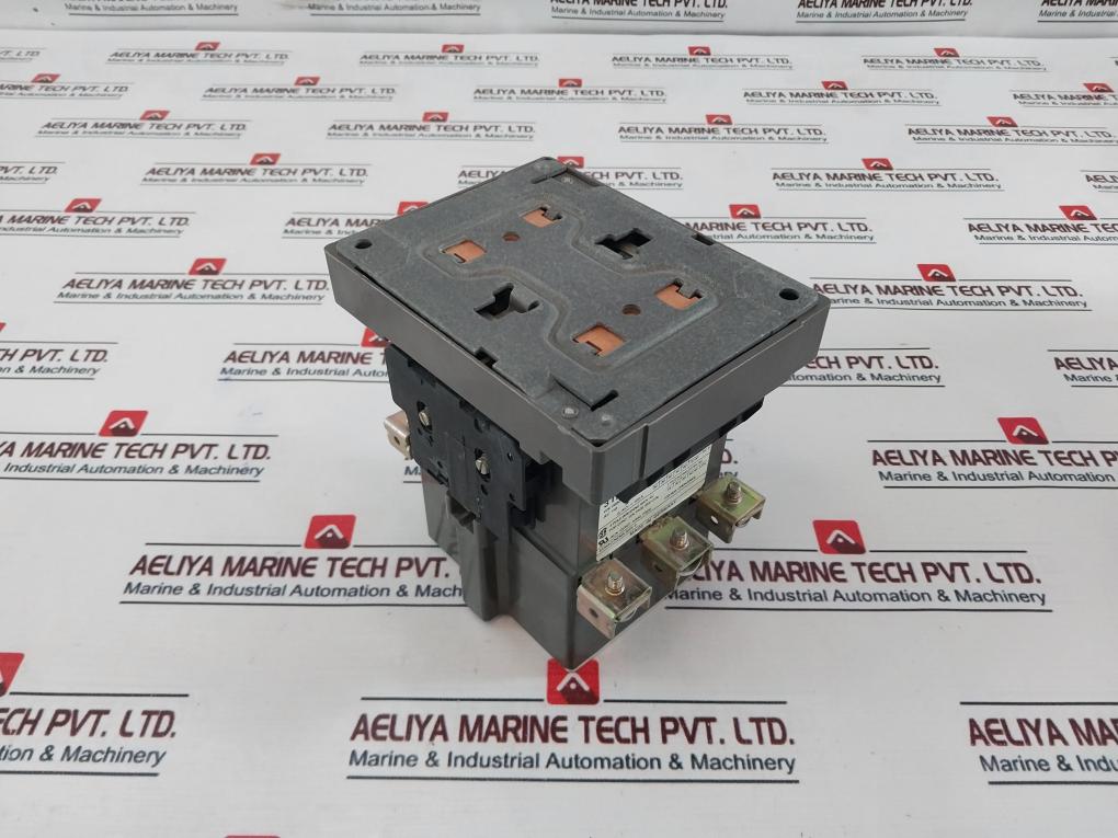 Siemens 3Tb48 17-0A 3 Pole Power Contactor 600Vac