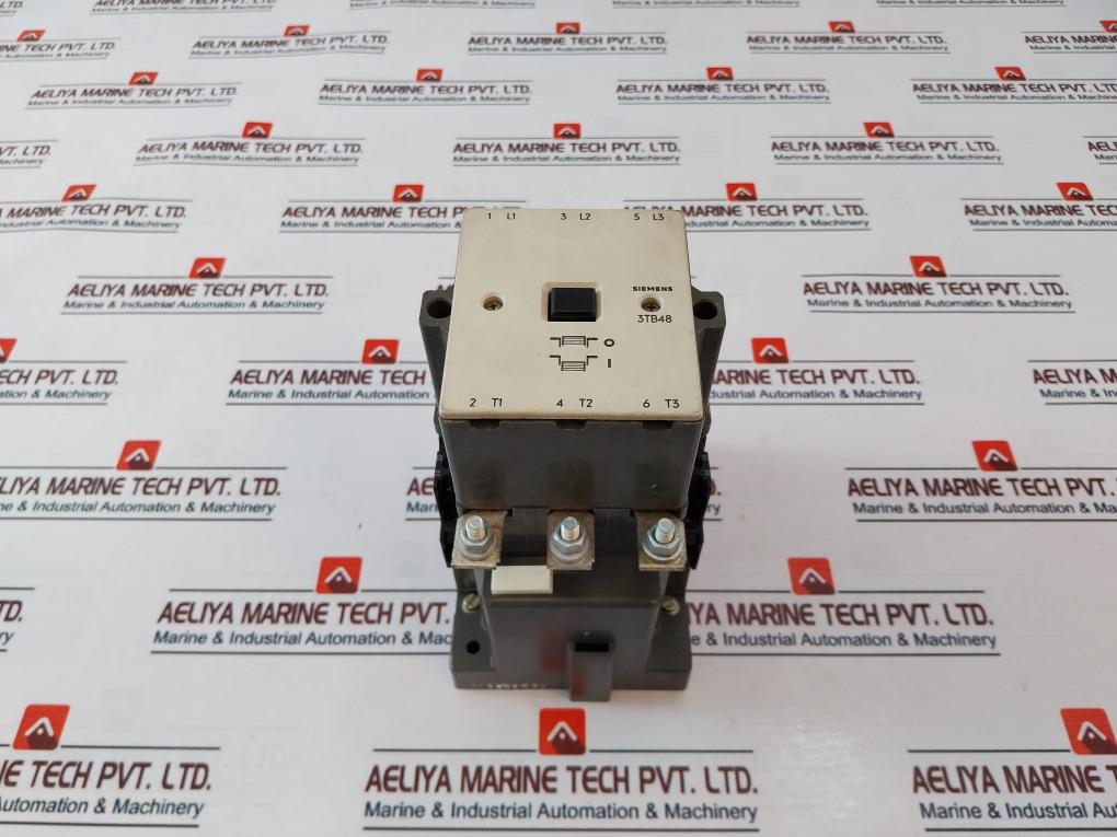 Siemens 3TB48 17-0B Contactor 3 Pole Breaking 600V AC