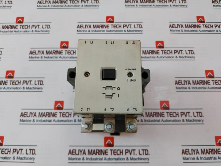 Siemens 3TB48 17-0B Contactor 3 Pole Breaking 600V AC