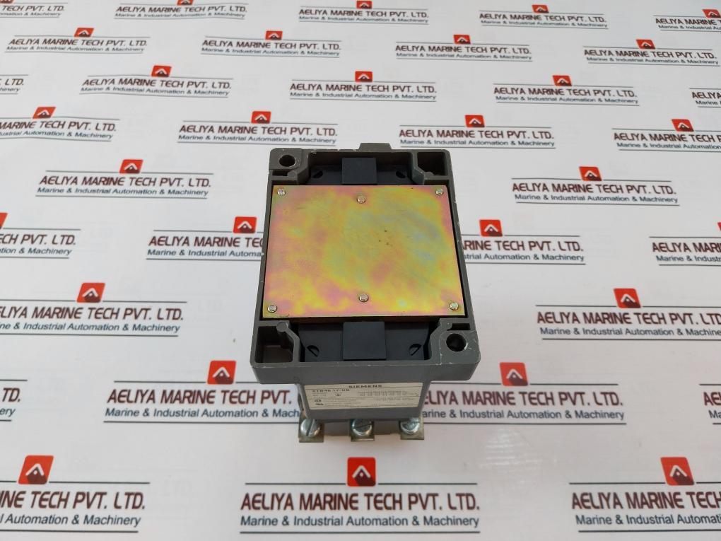 Siemens 3TB48 17-0B Contactor 3 Pole Breaking 600V AC