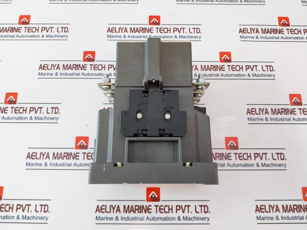 Siemens 3TB48 17-0B Contactor 3 Pole Breaking 600V AC