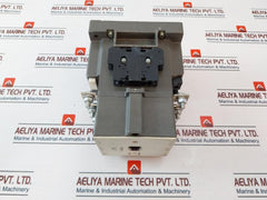 Siemens 3TB48 17-0B Contactor 3 Pole Breaking 600V AC