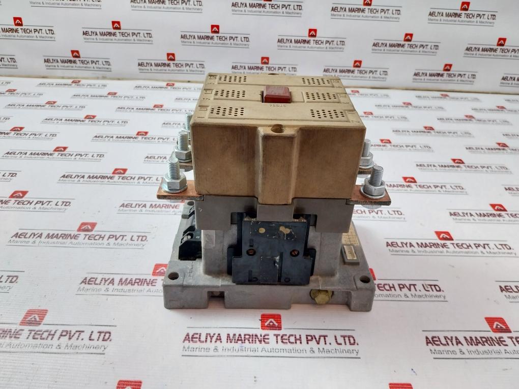 Siemens 3Tb54 17-0A 3 Pole Breaking Contactor 220V 60Hz