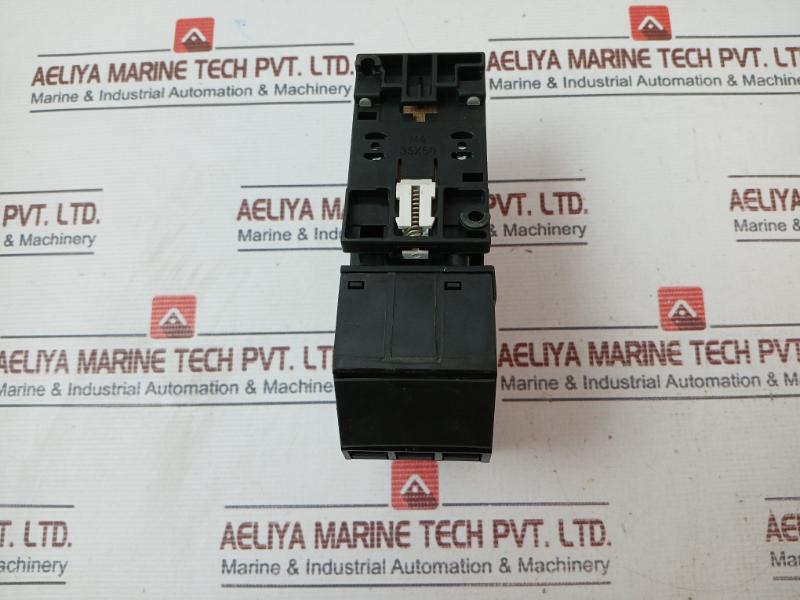 Siemens 3Tf30 10-0A Air Break Contactor Ie/Ac1=20A Ie/Ac3=9A 415V 690V