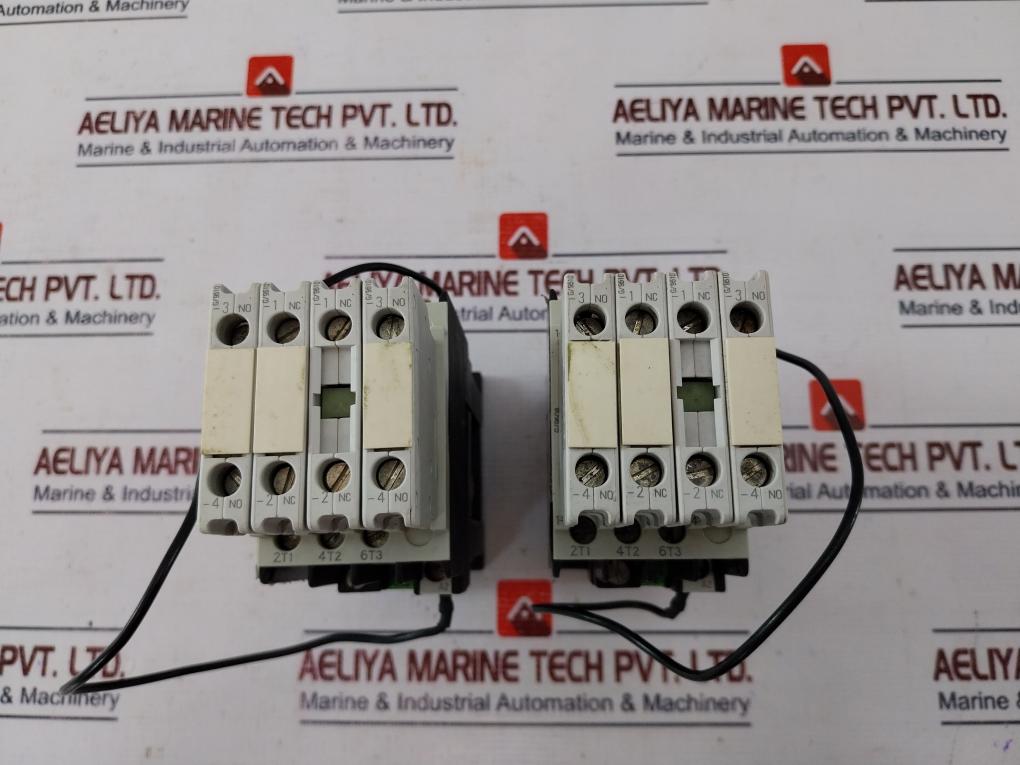 Siemens 3Tf3100-0B Contactor 22A 500V Aux Contacts A600/P600 3Tx4010-2A