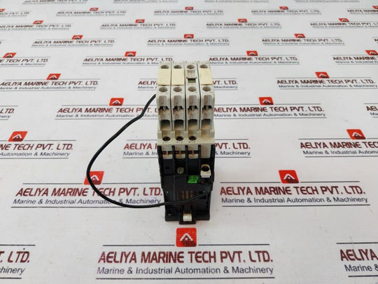 Siemens 3Tf3100-0B Contactor 22A 500V Aux Contacts A600/P600 3Tx4010-2A