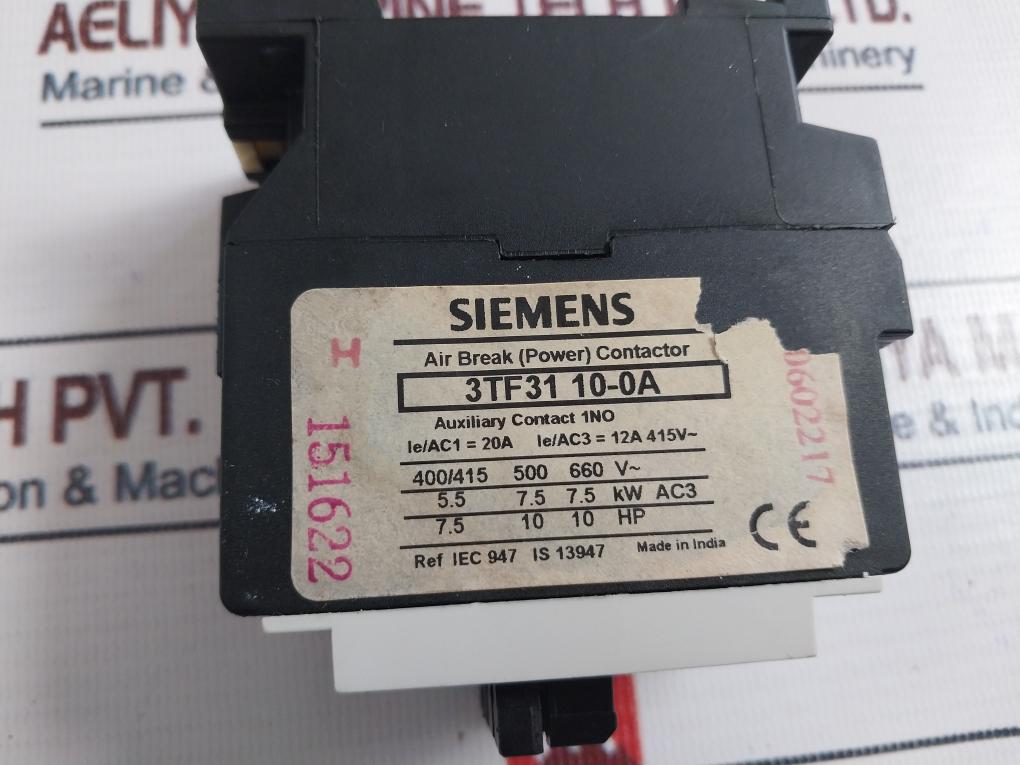 Siemens 3Tf31 10-0A Contactor 12A 415V