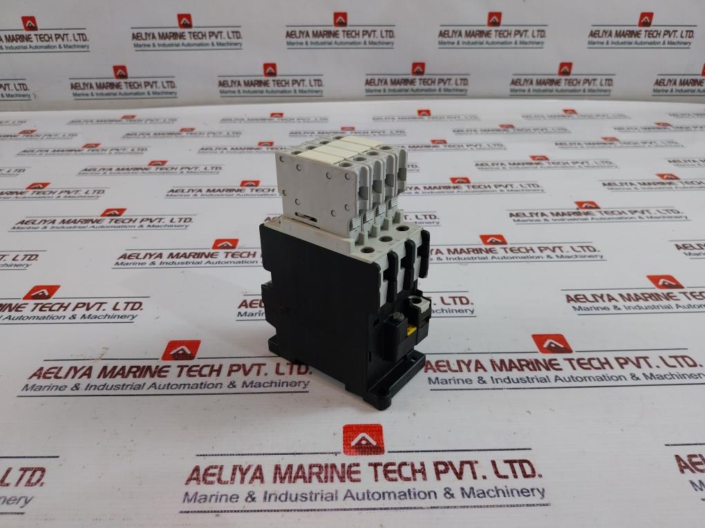 Siemens 3Tf32 00-0A Power Contactor With Auxiliary Contact Block 3Tx4010-2A