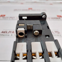 Siemens 3Tf33 00-0A Air Break (Power) Contactor With Auxiliary Switch 3Tx4001-2A
