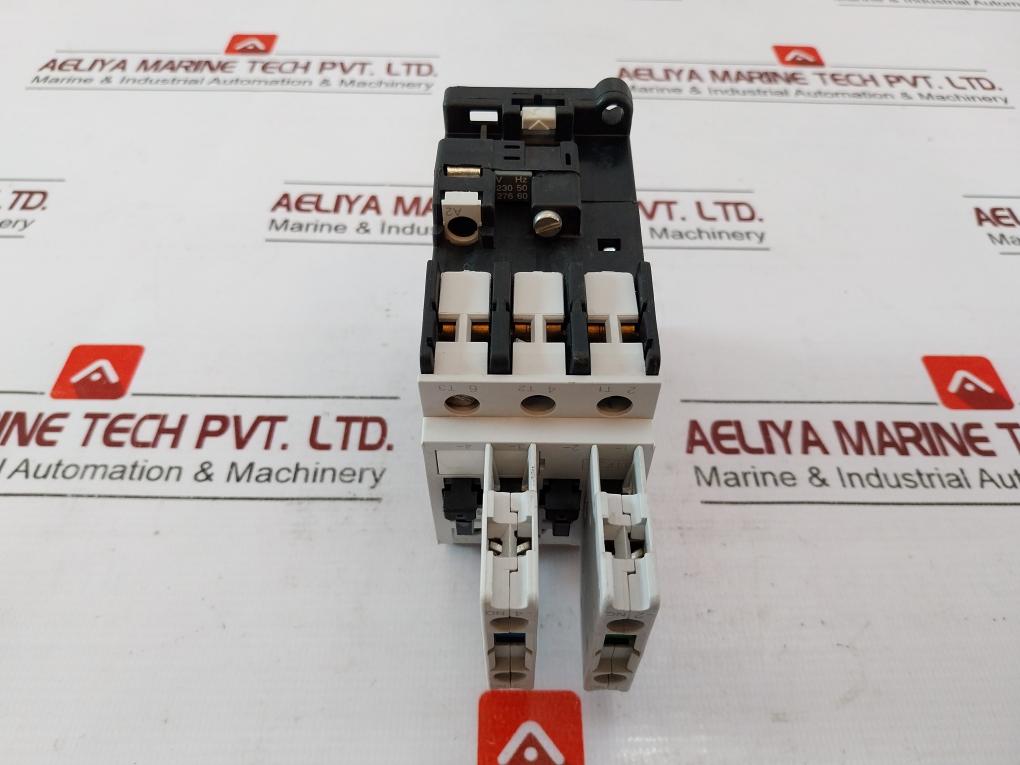 Siemens 3Tf33 00-0A Air Break (Power) Contactor With Auxiliary Switch 3Tx4001-2A