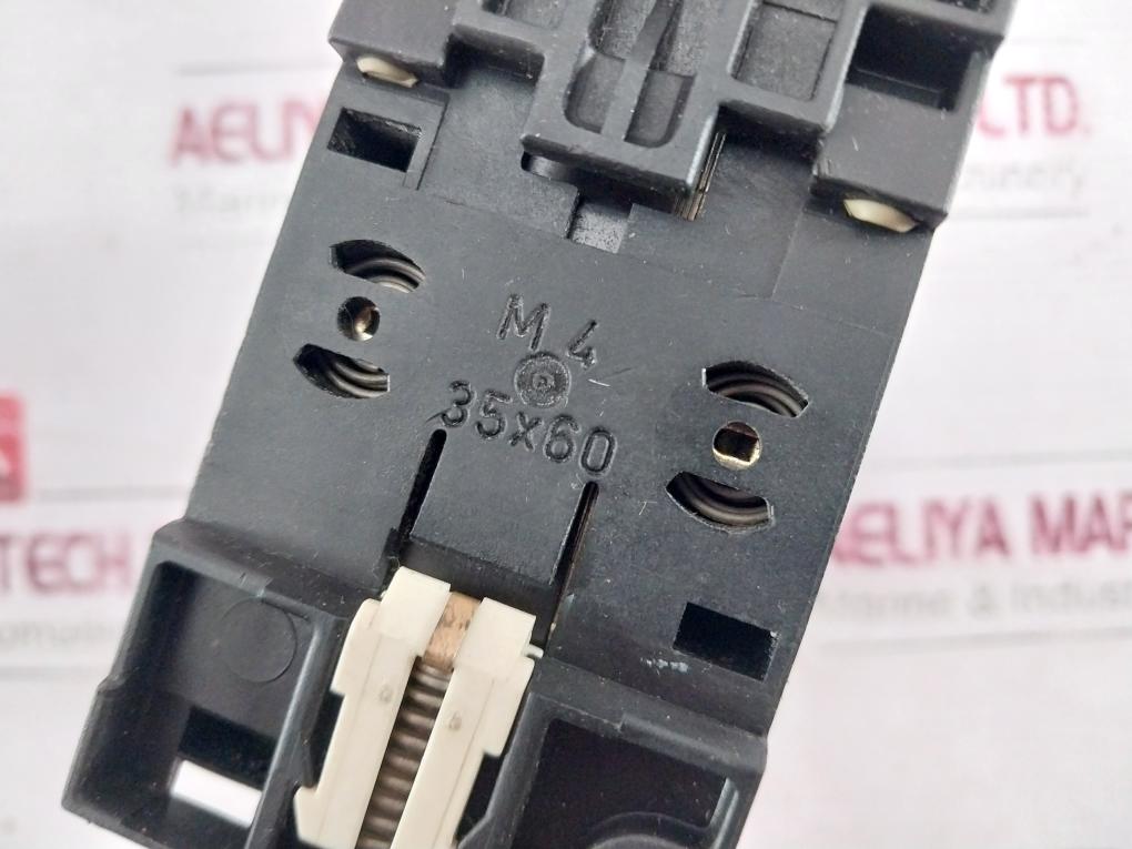 Siemens 3Tf40 Contactor 230V 50/60Hz