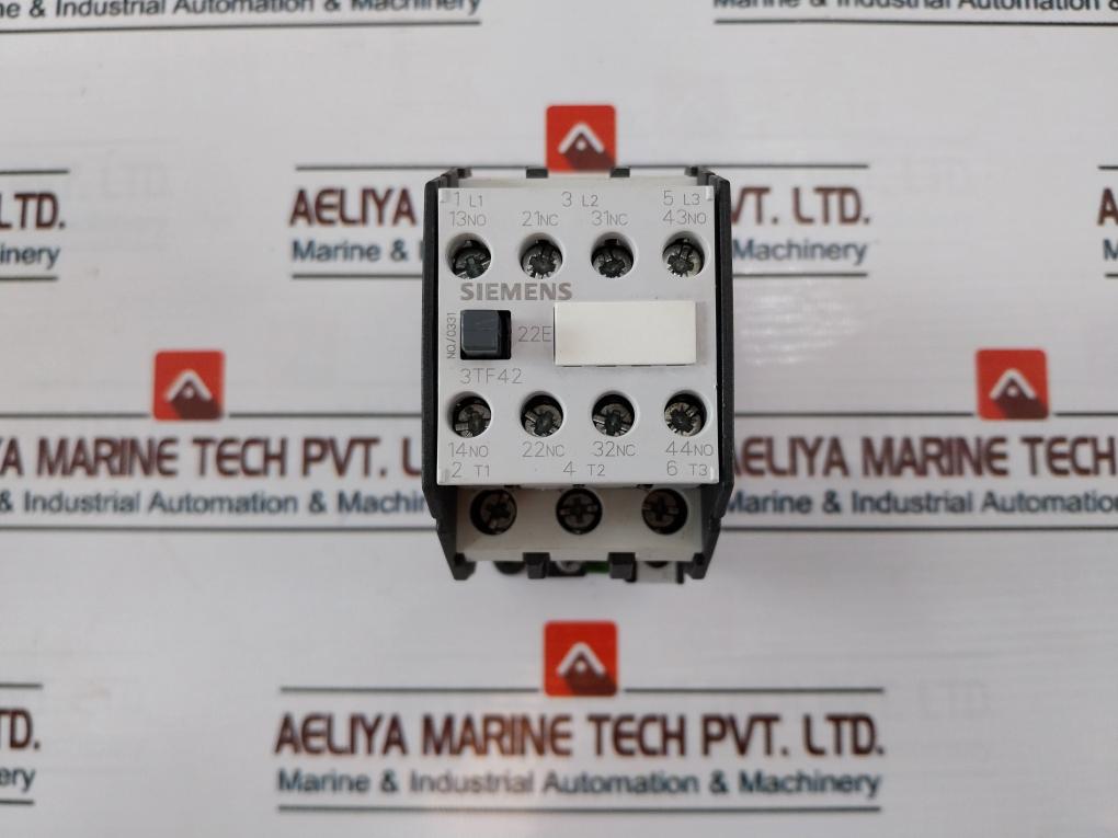 Siemens 3TF4222-0A Contactor 30A 600V AC
