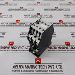 Siemens 3TF4222-0A Contactor 30A 600V AC