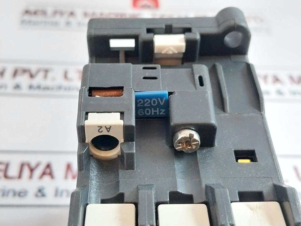 Siemens 3Tf42 22-0X Contactor 220V 60Hz