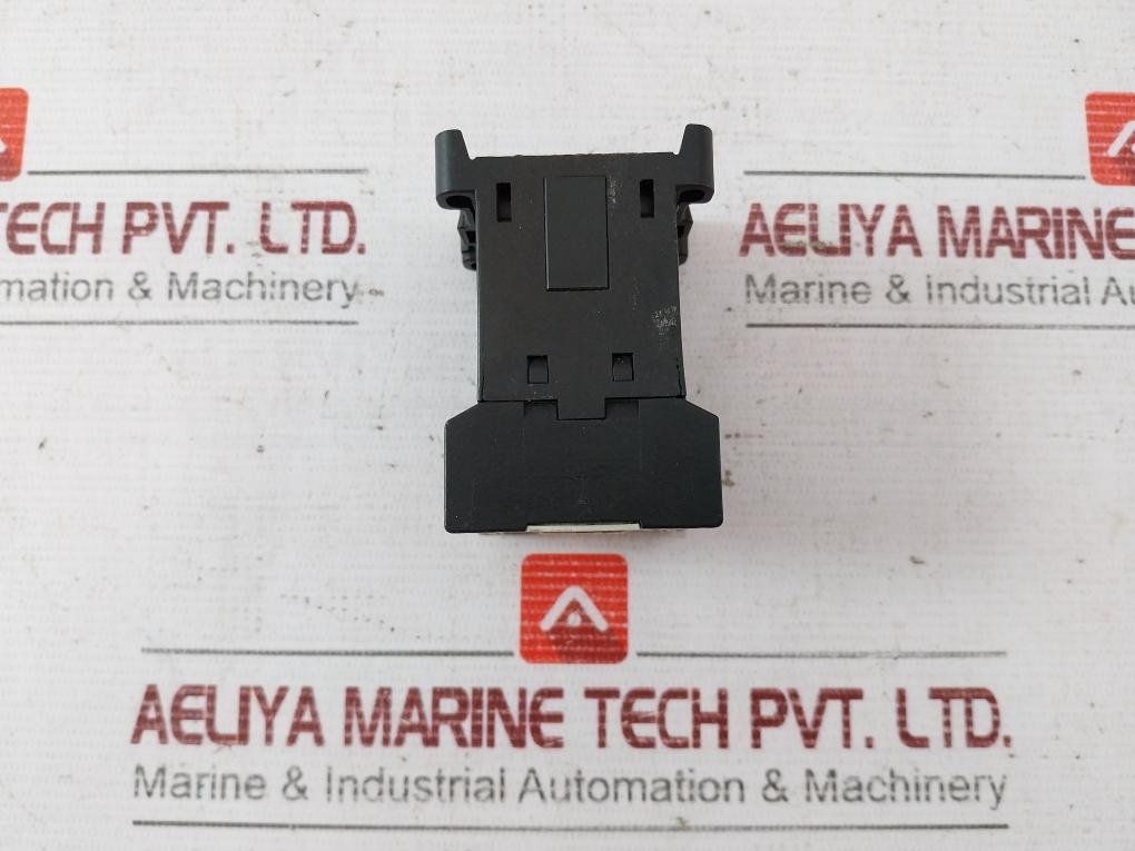 Siemens 3Th2031-0Bb4 Contactor Relay 3No+1Nc 10A 24Vdc A600/Q300