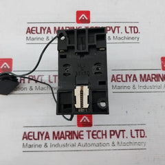 Siemens 3Th40 Auxiliary Contactor 230V 50-60Hz 2K2/2Z2 13.0423