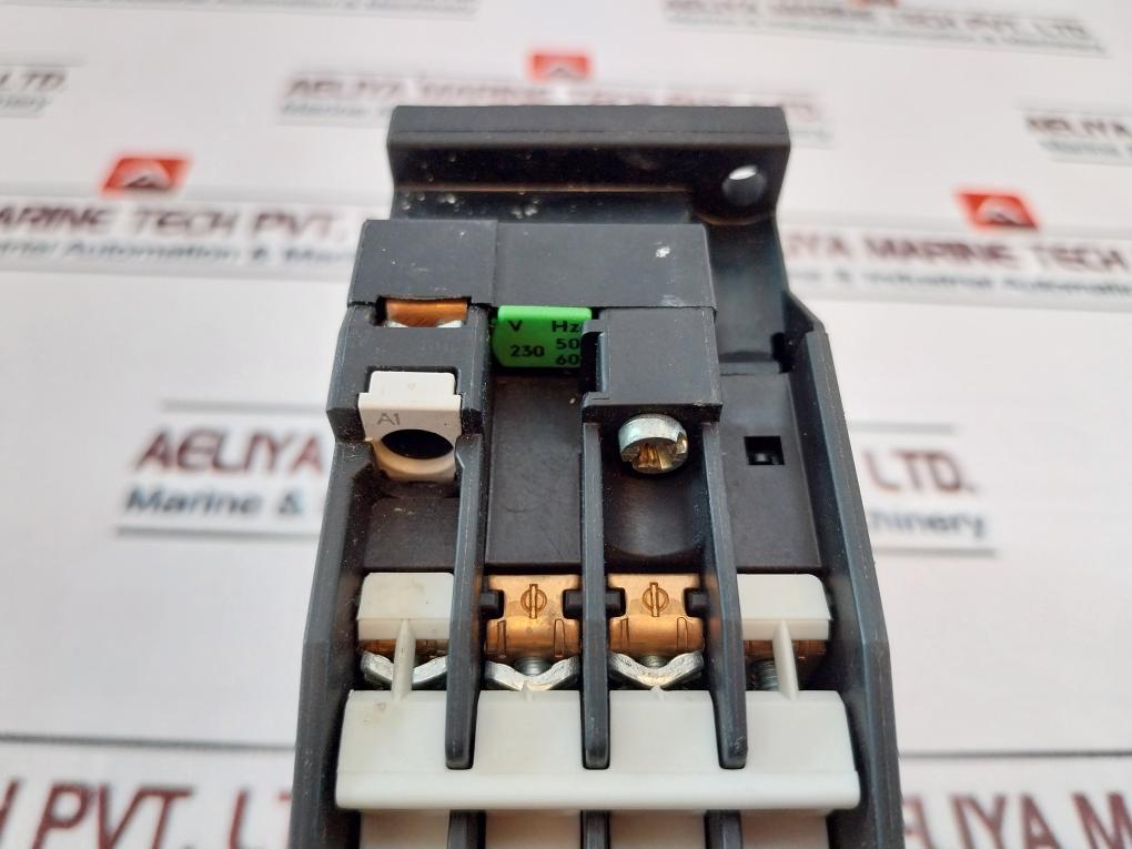 Siemens 3Th4244-0A/3Th4244-oa Control Relay Ac 230V 50/60Hz