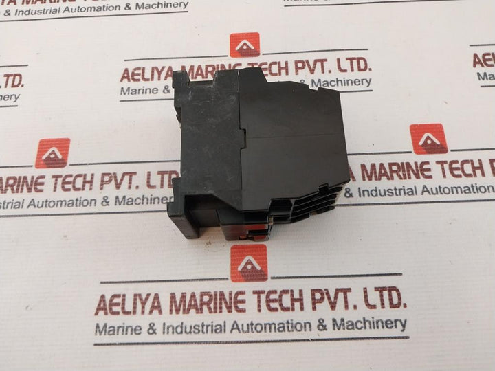Siemens 3Th80 04-0A Contactor 220V 50/60 Hz