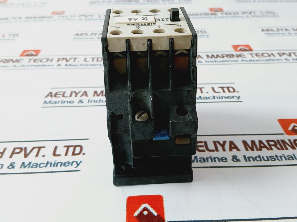 Siemens 3 Th 80 22-0A Auxiliary Contactor