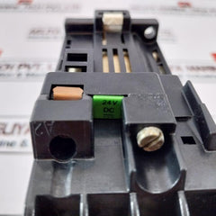 Siemens 3Th8040-0Bb4 Contactor 16A 24Vdc