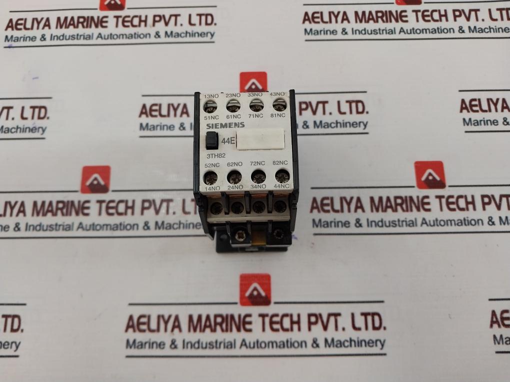 Siemens 3Th82 44-0A Contactor 110V 50Hz 132V 60Hz